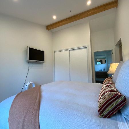Gibbston - Wake Up In The Vines Apartment ภายนอก รูปภาพ